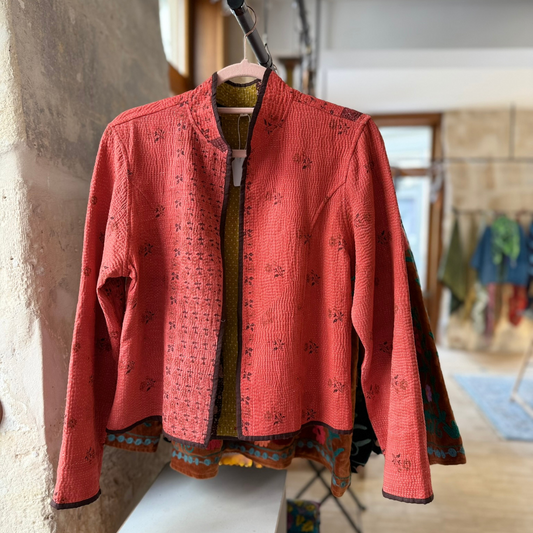 Veste Katha