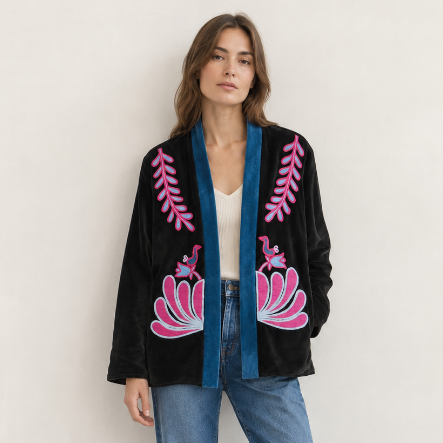 Noir Kimono by Dutite