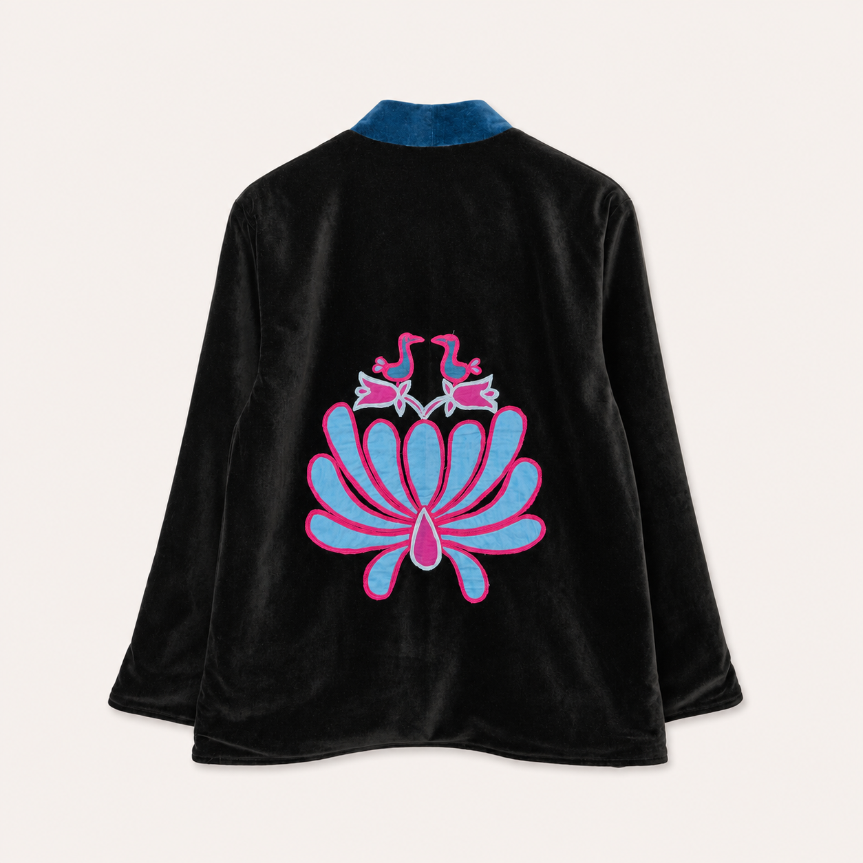 Noir Kimono by Dutite